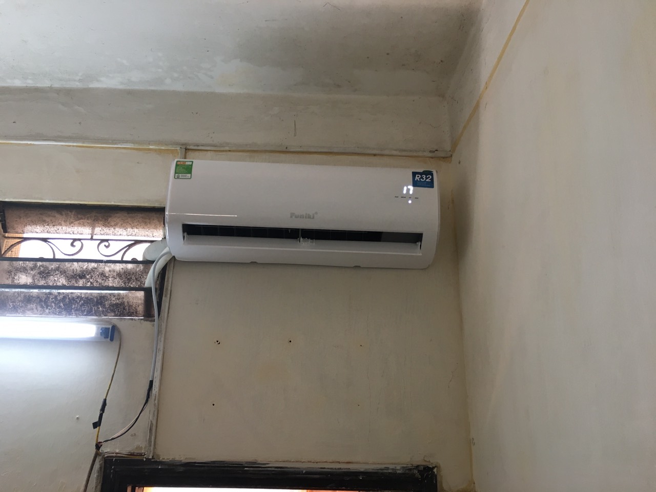 Điều hòa Funiki 9000BTU 1 chiều giá rẻ nhất hiện nay