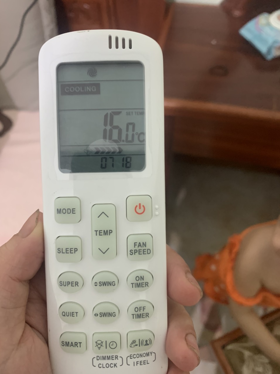 Cách mở khóa điều khiển điều hòa khi bị khóa